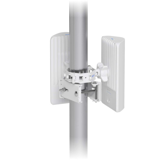 Suport de montare pe stâlp pentru Wave AP Micro și Wave AP Gen2 UniFi Ubiquiti, UACC-Wave-AP-Micro-Mount